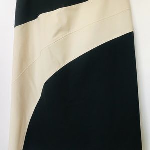 The limited Stretch women’s skirt A-line asymmetric ivory and black size 0